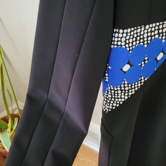 Freda's Long Black and Floral Jacket US 8 - Picture 4 of 12